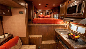 Horse trailer living quarters Model 8533