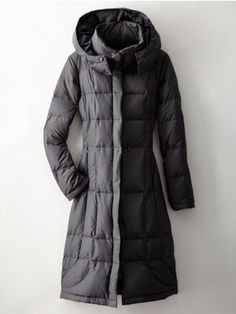 Sleek Puffy Coat. I want this for the rink!! More
