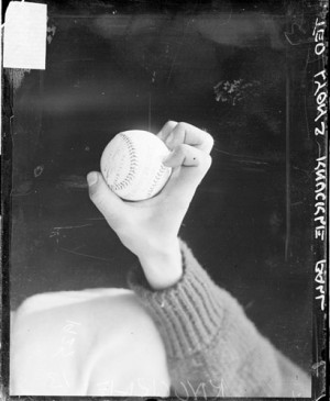 Ted Lyons, White Sox, demonstrating a knuckleball grip- 1925