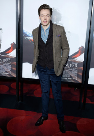 Erich Bergen attends 39 American Sniper 39 New York Premiere Outside