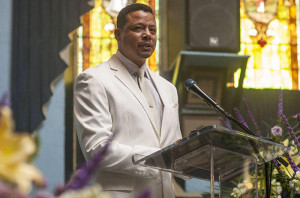 Terrence Howard) delivers a eulogy for Bunkie in the 