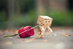 Danbo – A Cute Cardboard Robot