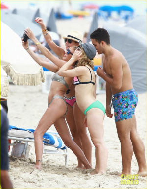 Katie Cassidy Emily Bett Rickards Bikini