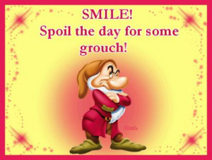 Smile funny quotes cute quote disney smile snow white dwarfs funny ...