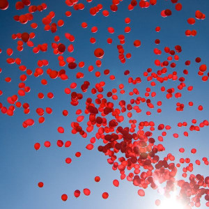 99-red-balloon-balloons-fly-high-blue-sky-magic-wish-hope-song.jpeg