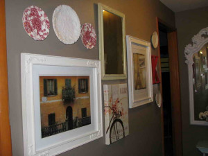 ... > Ideas for Decorating the Hallway > Decorating Ideas Hallway Walls