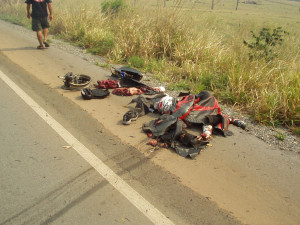 Tempting Pictures of the Day – Motorcycle Crash at 174 MPH