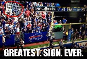 Tom Brady sits when he pees – Greatest. Sign. Ever.