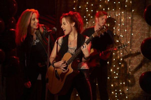 Here's a video tribute to Cherie Currie: