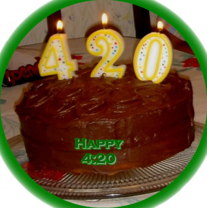 Re: Wish Kingsblend420 a Happy Birthday Bitches!